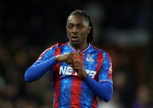 半岛体育 - 半岛体育官方网站 - Bandao AP-埃泽18年接受采访时说:我是阿森纳的球迷,我喜欢亨利