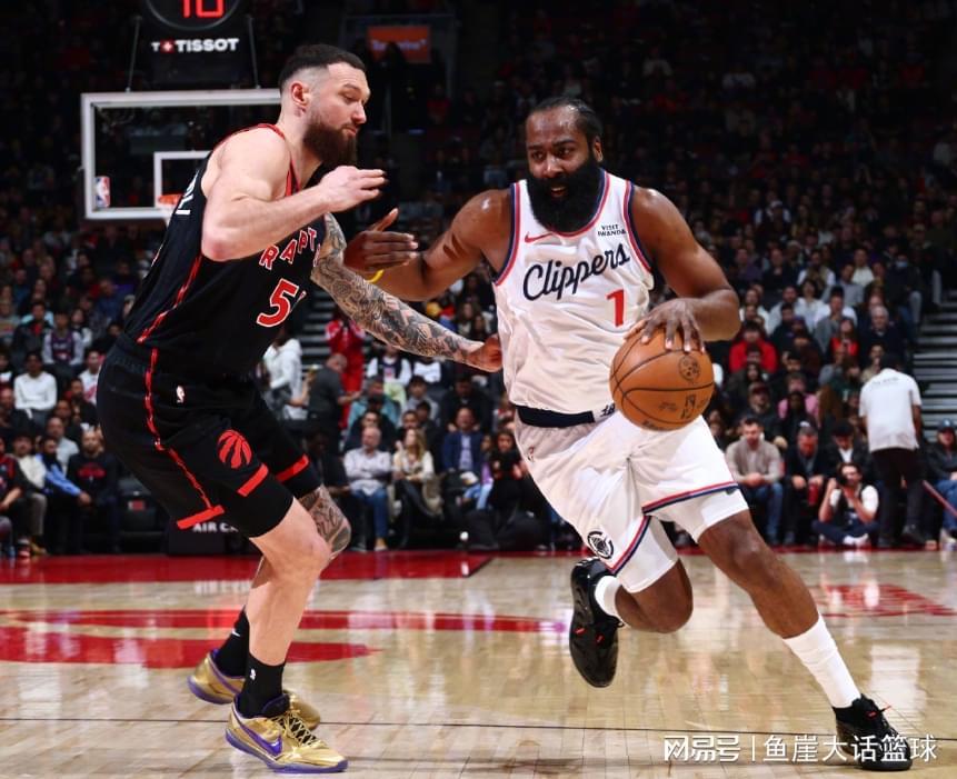 半岛体育全站-14分逆转！哈登31+10力挽狂澜，莺歌19+6选错，米勒19+6全队第一